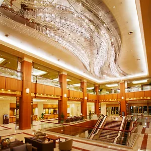 ***** Hotel Royal Park Japão