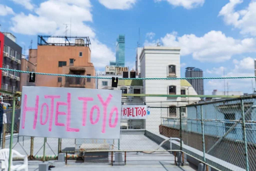 Hostal Backpackers Hotel Toyo Osaka Japón